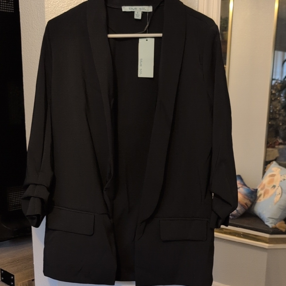 Chic Dark Blue Blazer by [Brand]